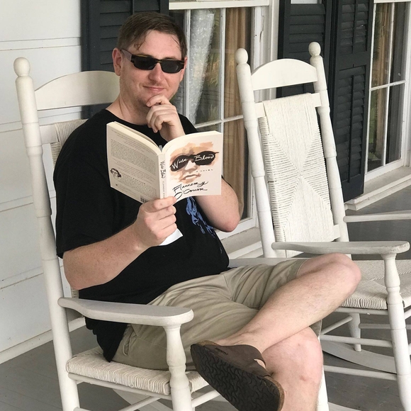 Meet your Posher, Kyle - Picture 1 of 1